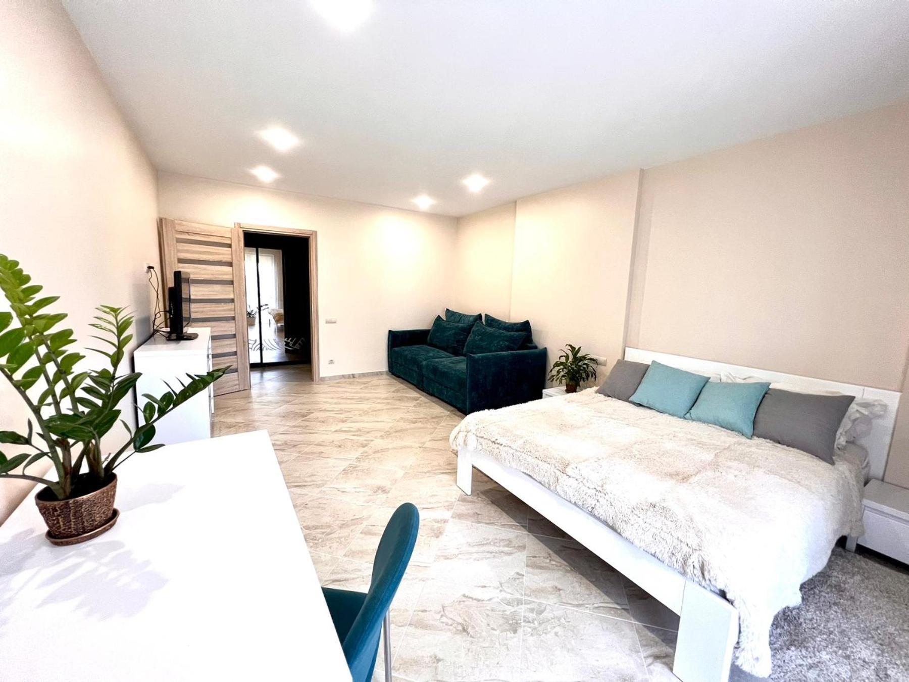 Osapart Comfortable Apartment In A Complex Great Britain Львів Екстер'єр фото