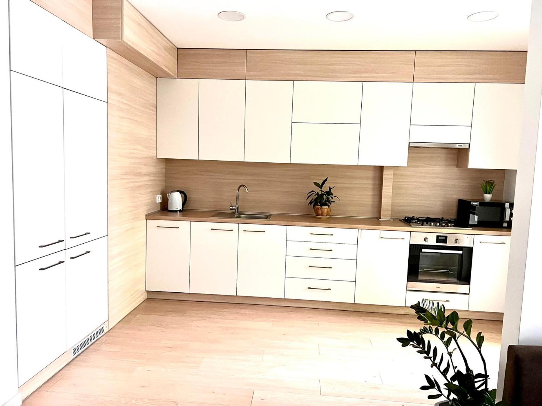 Osapart Comfortable Apartment In A Complex Great Britain Львів Екстер'єр фото